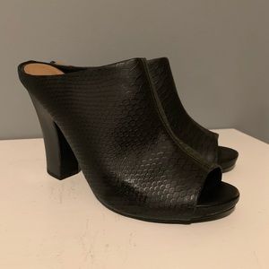 American Eagle open toe heels